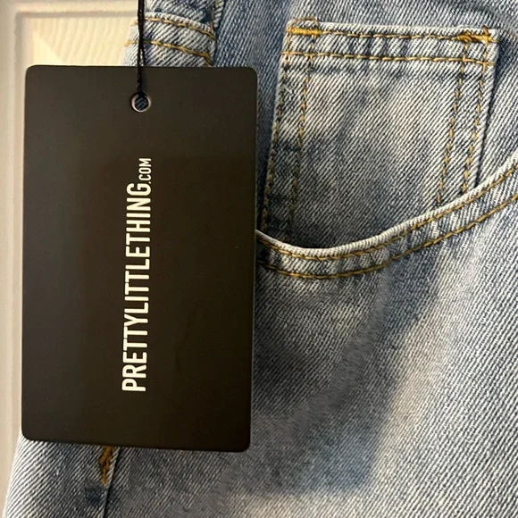 NWT Vintage Wash Denim Longline Turn Up Boyfriend Shorts Size 8 (UK size 12) - Picture 4 of 11